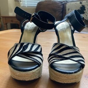 Guess platform wedge sandal for women, size 5.5, black and white, NWOT